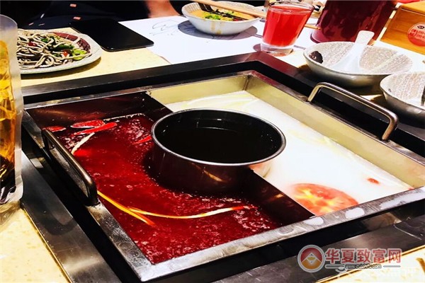 四川仁火锅加盟